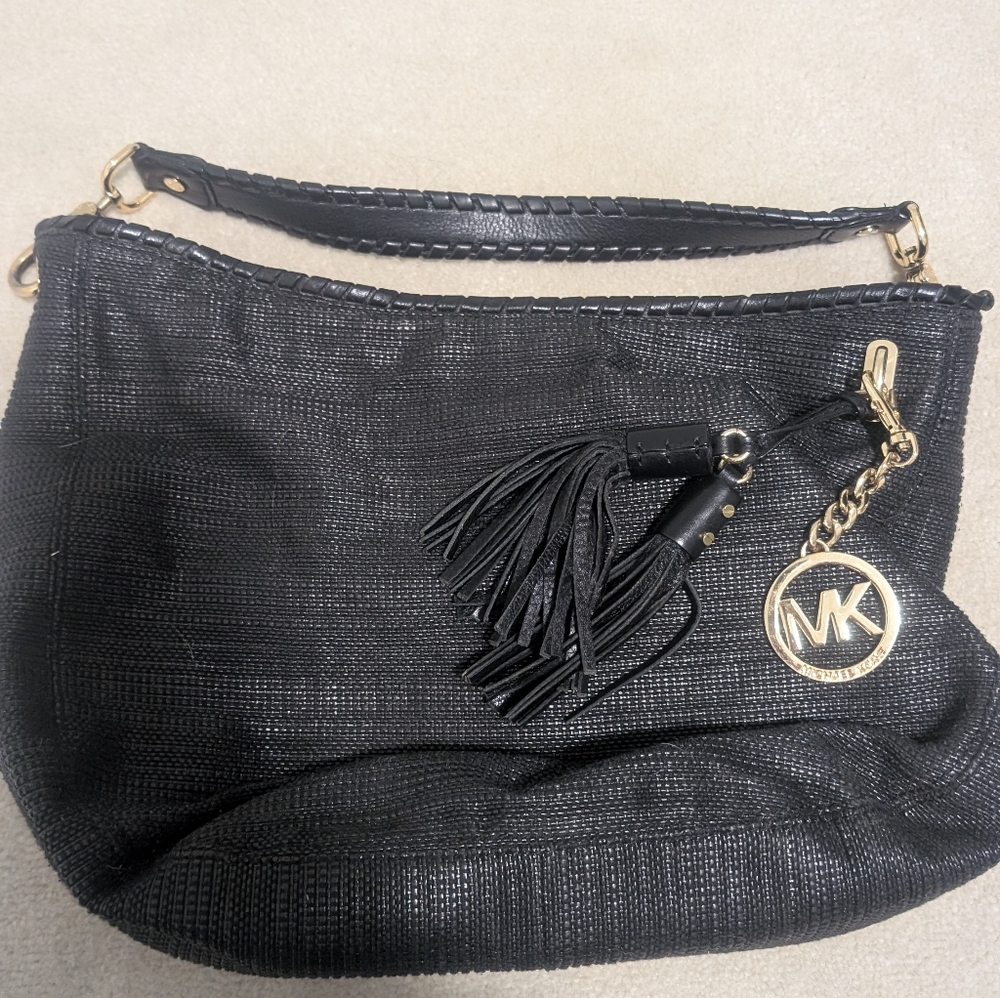 Michael Kors purse EUC in dustbag